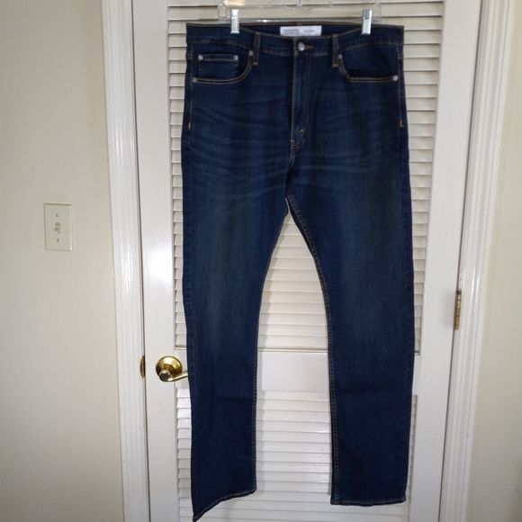 Signature Levi Strauss Jeans S51 Straight Size 36X34 (Actual 36X33.5") Dark Wash - Picture 2 of 15